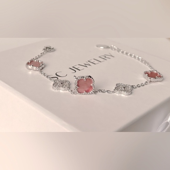 Petite Clover Bracelet Pink Mother of Pearl& Real Zircon Silver Tone Chain - Picture 2 of 11